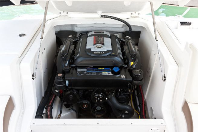 riparazioni e nuove installazioni di motori marini